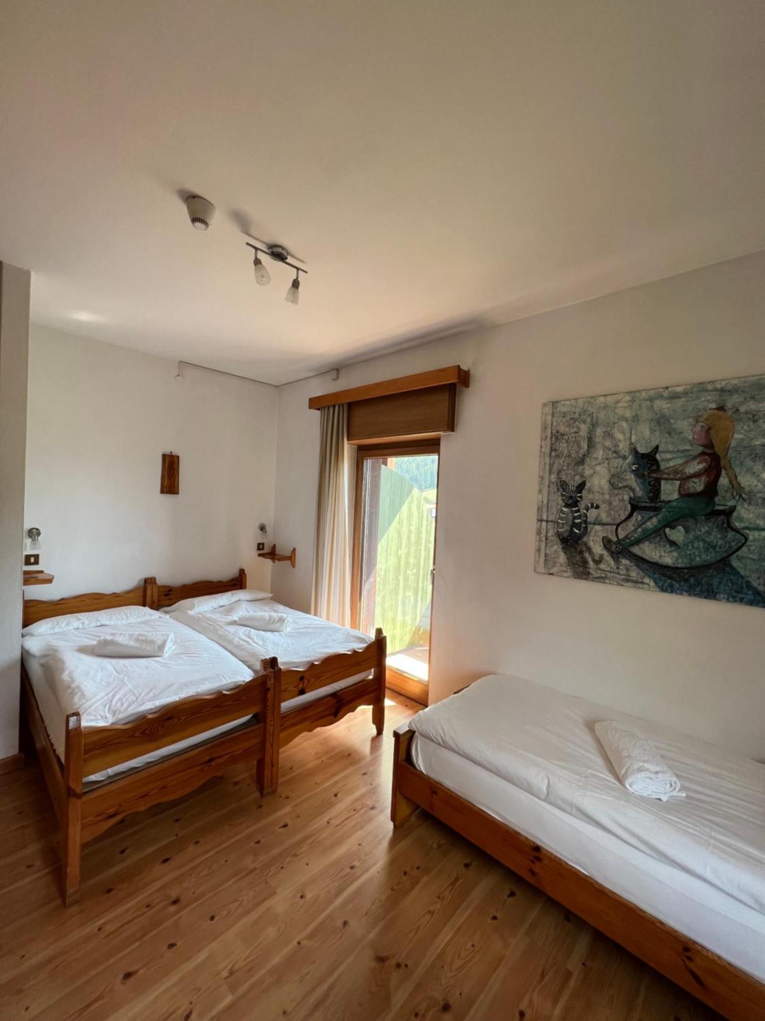Hotel D'La Varda Di Topran D'Agata Paolo &C Sas ปาโดลา ห้อง รูปภาพ