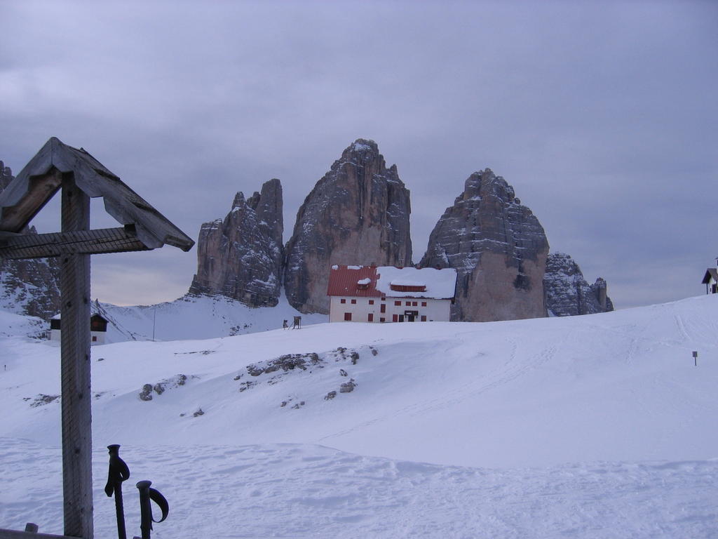 Hotel D'La Varda Di Topran D'Agata Paolo &C Sas ปาโดลา ภายนอก รูปภาพ